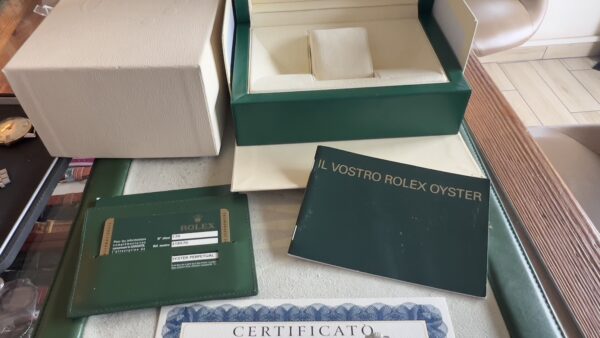 Rolex Explorer II 216570 Usato (Buono) | Anno di produzione 2013| Con scatola | Con documenti - immagine 23