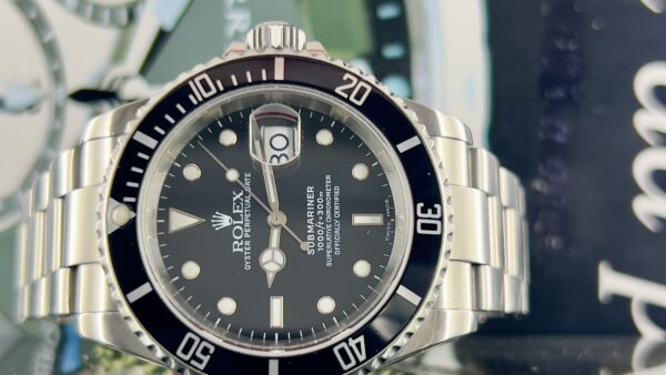 Rolex Submariner Date 16610 Usato (Ottimo) | Anno di produzione 2002 | Con scatola originale | Con documenti originali