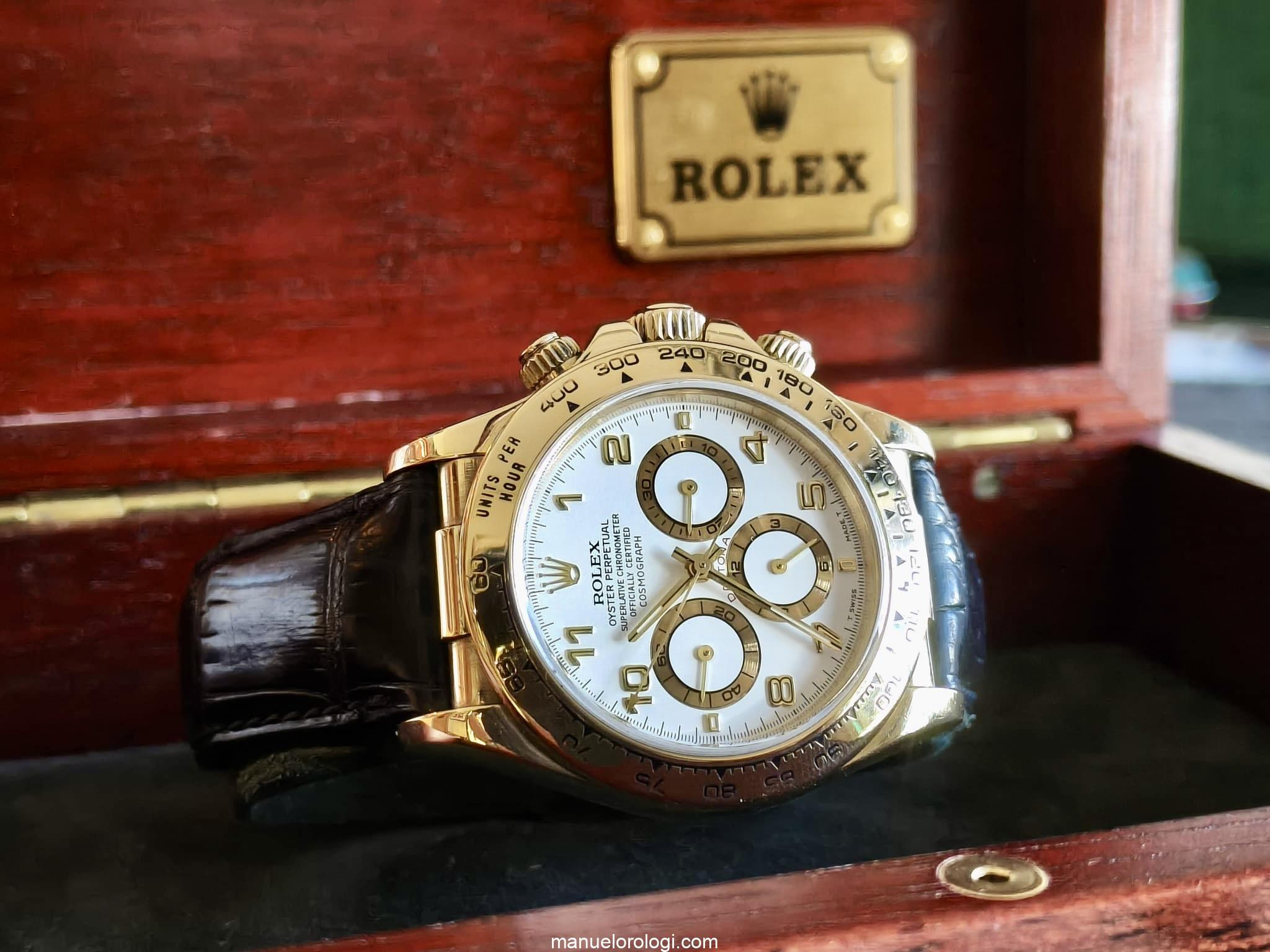 Rolex Daytona "Zenith Movement" Yellow Gold White Arabic Dial 16518 Usato (Ottimo) | Anno di produzione 1998 | Con scatola originale | Con documenti originali - immagine 15